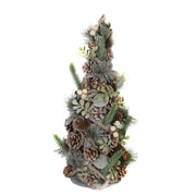 Tree with pine cones and white berriescmø17h41