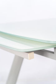 EXTENSIBLE TABLE - Phil