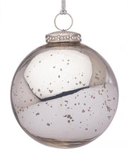 Elegant Gold 4x Sphere Pendant Light - D100