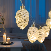 Chain 10 Pinecones 20 MicroLED 2,5m