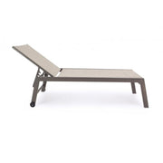 High aluminum sunbed with wheels Hilde coffee