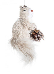 12x Wintery Squirrel Pendant