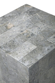 Column 35x35x80h cm with internal structure in plywood