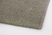 Green outdoor carpet in hand-woven synthetic fiber 200x300