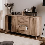 Wellington51A sideboard with 3 doors and 4 drawers in oak