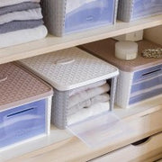 Organize your clothes in style: Infinity Box Panna, the perfect wardrobe container!