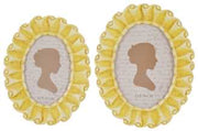 Small yellow oval photo frame te-2205 cm. 18.6 x 2.2 h 21.3
